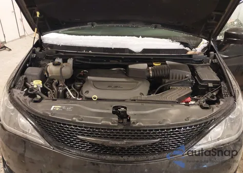 2020 Chrysler Pacifica Awd Launch Edition z USA, uszkodzony, nr VIN 2C4RC3BGXLR246462